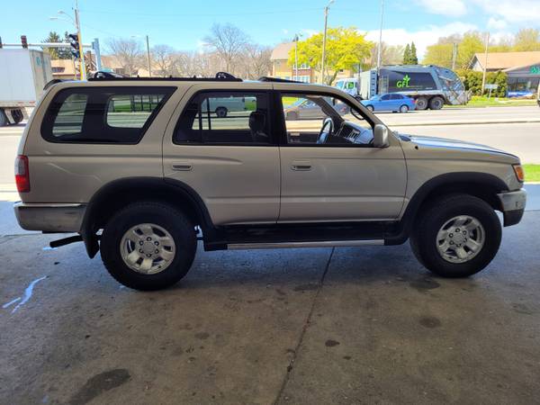 1997 TOYOTA 4RUNNER - - by dealer - vehicle automotive for sale in MILWAUKEE WI 53209, WI – photo 5