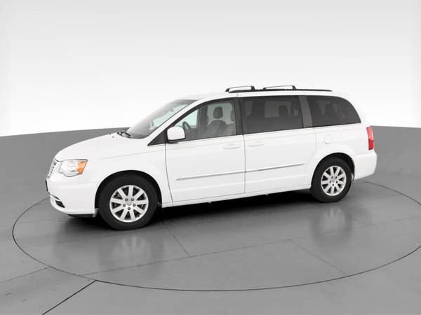 2016 Chrysler Town and Country Touring Minivan 4D van White -... for sale in Houston, TX – photo 4