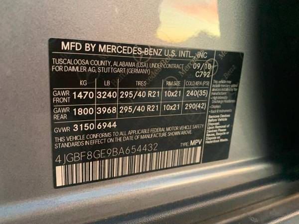2011 Mercedes-Benz GL-Class GL550 4MATIC - cars & trucks - by dealer... for sale in Orlando, FL – photo 24