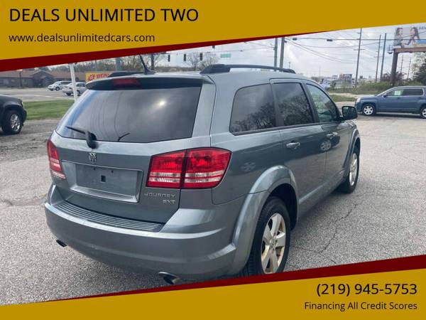 2010 Dodge Journey SXT - Heated Leather - Drives Amazing - cars & for sale in Merrillville, IL – photo 2