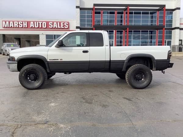 2000 Dodge Ram 2500! Lifted 4x4! Ext Cab! Dependable! - cars & for sale in Ortonville, MI – photo 2