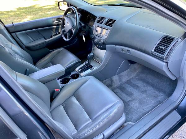 2006 HONDA ACCORD EX *** SUNROOF *** HEATED LEATHER *** CLEAN!!! -... for sale in Hudsonville, MI – photo 2