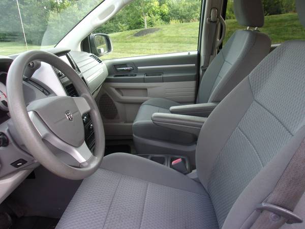 2010 DODGE GRAND CARAVAN SE - cars & trucks - by dealer - vehicle... for sale in Anderson, IN – photo 7