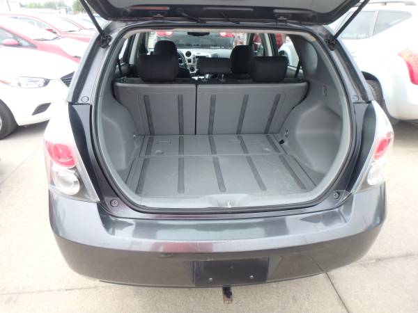 2010 Pontiac Vibe Gray for sale in Des Moines, IA – photo 9