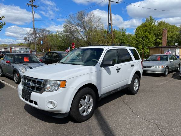 2011 Ford Escape XLT - - by dealer - vehicle for sale in Saint Paul, MN – photo 3