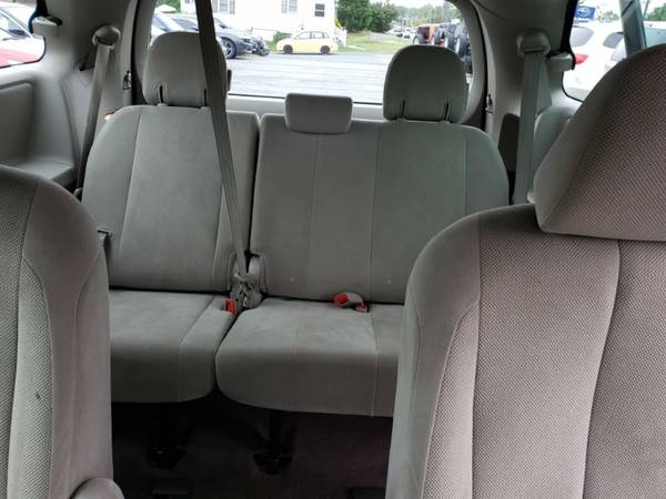 2014 TOYOTA SIENNA for sale in Winchester, VA – photo 8