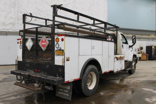 '05 Chevrolet C8500 Utility Truck for sale in West Henrietta, NY – photo 3