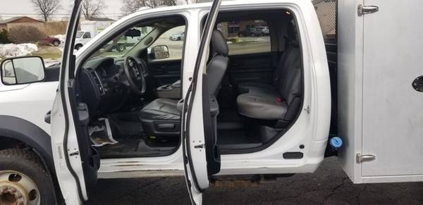 2014 Ram 5500 Crew Cab & Chassis - Financing Available! for sale in Grayslake, IL – photo 11