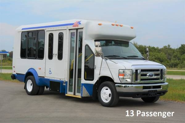 Shuttle Bus Liquidation Sale for sale in Chicago, IL – photo 5