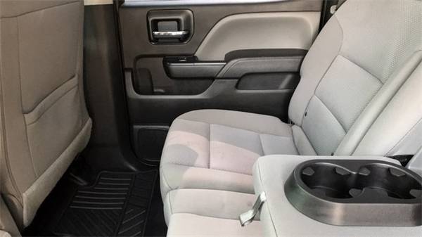 2018 Chevrolet Silverado 1500 Crew Cab With ONLY 15K Miles - cars &... for sale in Fresno, CA – photo 18
