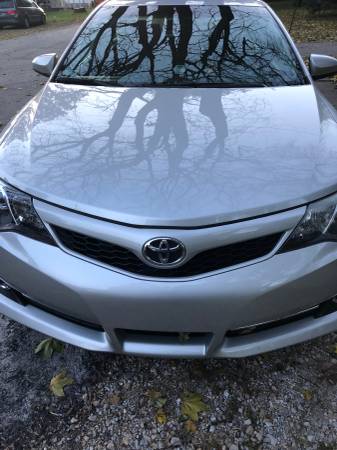 2012 Toyota Camry SE for sale in Templeton, IN – photo 2