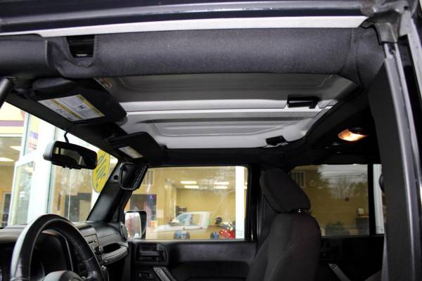 2015 Jeep Wrangler UNLIMITED SPORT WITH HARD AND SOFT 35 TIRES -... for sale in Hooksett, CT – photo 22