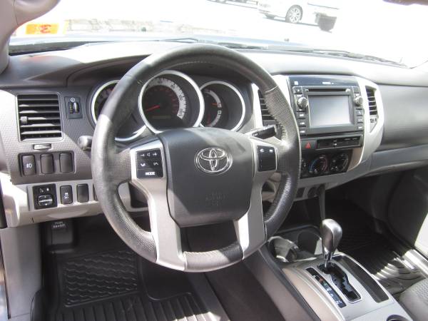 2013 Toyota Tacoma Access Cab SR5 4x4 V6 Auto 202K ONE OWNER 14950 for sale in East Derry, RI – photo 12