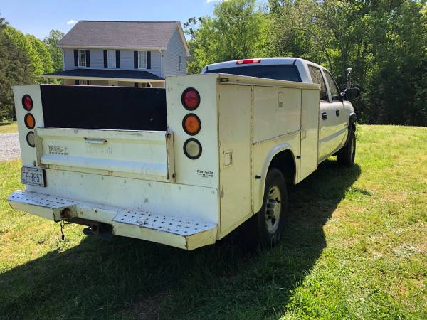 2007 Chevrolet Silverado 2500 Utility bed for sale in Other, NC – photo 3