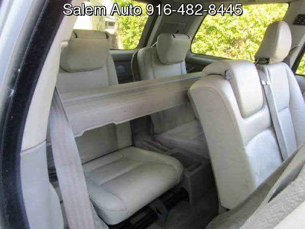 2005 Volvo XC90 AWD - THIRD ROW SEAT - LEATHER AND HEATED SEATS -... for sale in Sacramento , CA – photo 13
