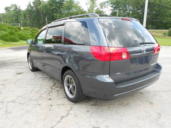 Toyota Sienna Reliable 7 Passenger Mini Van **1 Year Warranty** for sale in Hampstead, MA – photo 8