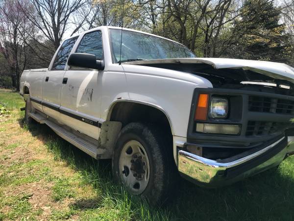 1997 Chevy 3500 PU Crew Cab for sale in Leesport, PA – photo 3