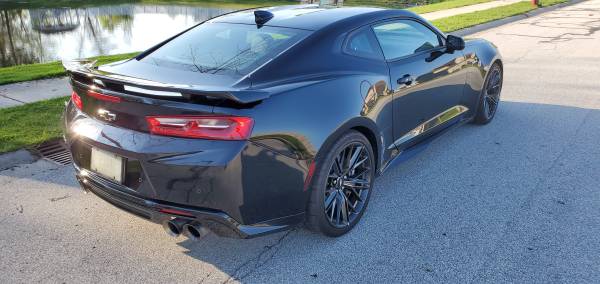 2018 Chevy ZL1 Camaro Tastefully Modded One Owner Low Miles - cars & for sale in Mishawaka, IL – photo 6