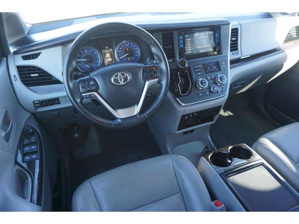 2015 Toyota Sienna 5dr 7-Pass Van XLE AAS FWD - - by for sale in Knoxville, TN – photo 14
