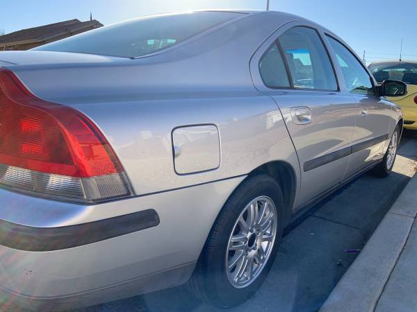2003 Volvo S60 fully loaded runs great garage kept 107,000 miles -... for sale in Victorville , CA – photo 2