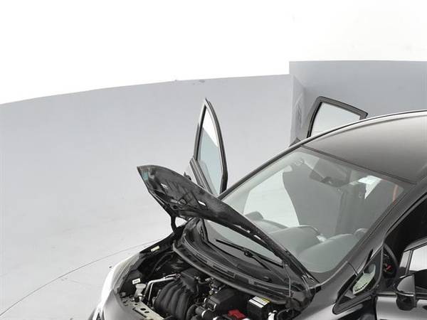 2015 Nissan Versa Note SR Hatchback 4D hatchback Black - FINANCE for sale in Cleveland, OH – photo 4