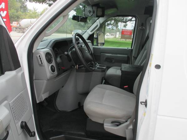 GREAT DEAL!*2009 FORD E-150*CARGO VAN*RUNS GREAT*VERY CLEAN*GREAT DEAL for sale in Waterford, MI – photo 10