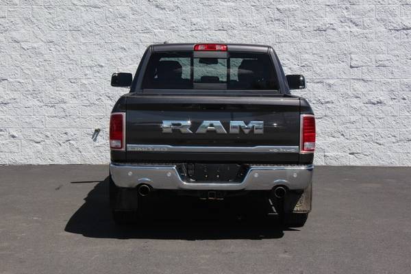 2015 Ram 1500 4x4 4WD Truck Dodge Crew Cab 149 Laramie Limited Crew for sale in Klamath Falls, OR – photo 5