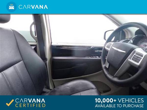 2015 Chrysler Town and Country Touring Minivan 4D mini-van Gray - for sale in Springfield, MA – photo 18