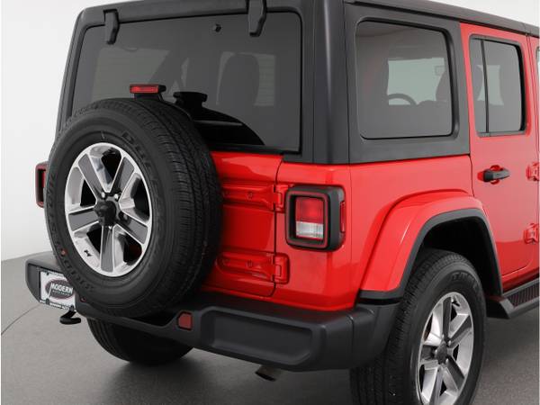 2020 Jeep Wrangler Unlimited Unlimited Sahara - - by for sale in Tyngsboro, MA – photo 14
