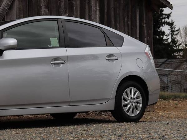 2015 Toyota Prius Plug-in Hybrid Advanced 4dr Hatchback - cars & for sale in PUYALLUP, WA – photo 8