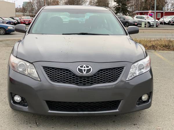 2011 Toyota Camry SE V6 - 71k miles - cars & trucks - by dealer -... for sale in Anchorage, AK – photo 3