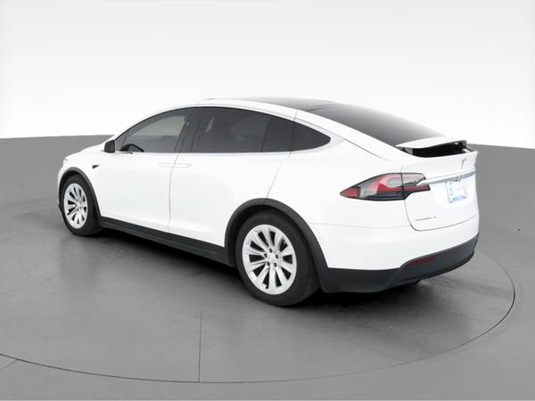 2017 Tesla Model X 75D Sport Utility 4D suv White - FINANCE ONLINE -... for sale in Washington, District Of Columbia – photo 7