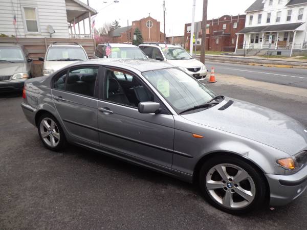 2004 BMW 325 XI,AWD,CLEAN INSIDE/OUT, GREAT RIDE+LEATHER HEATED SEATS for sale in Allentown, PA – photo 2