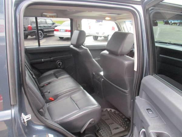 HEMI POWER! MOON ROOF! 2008 JEEP COMMANDER LIMITED 4X4 for sale in Foley, MN – photo 17