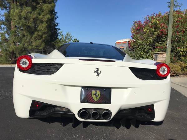 2014 Ferrari 458 Italia White/Red Perfect Condition ! 4300 Miles -... for sale in Los Gatos, CA – photo 4