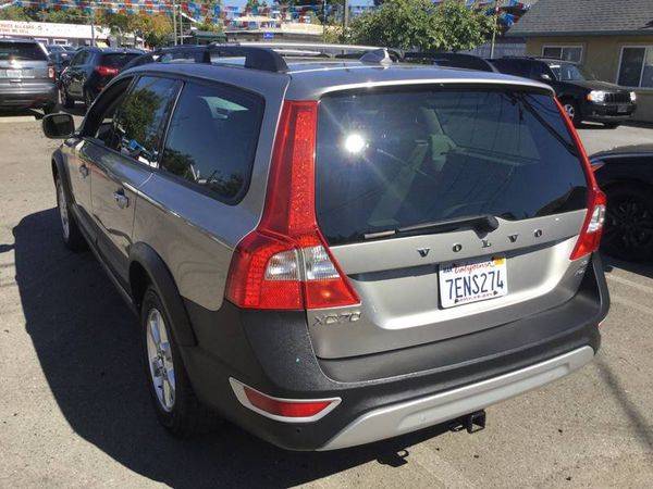 2008 Volvo XC70 3.2 AWD 4dr Wagon **Free Carfax on Every Car** for sale in Roseville, CA – photo 4