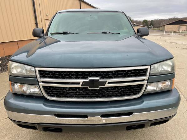 2006 Chevrolet Silverado 1500 LS 4WD 5.3L V8 - 149,000 Miles - cars... for sale in Uniontown , OH – photo 4