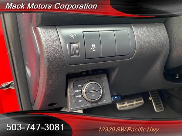 2012 Kia Forte Koup Coupe SX 2-Owners Leather Moon Roof 32MPG for sale in Tigard, OR – photo 24