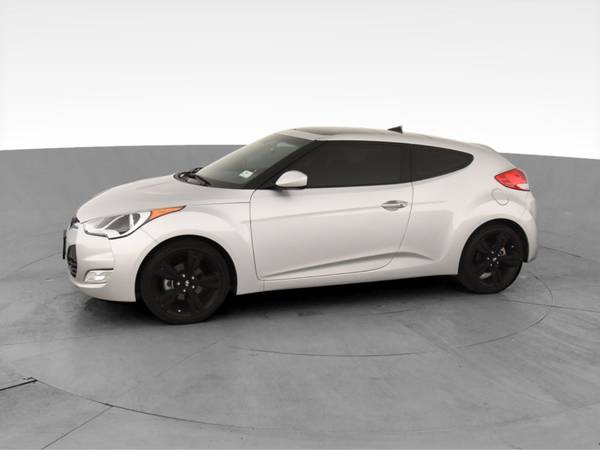 2017 Hyundai Veloster Value Edition Coupe 3D coupe Silver - FINANCE... for sale in Van Nuys, CA – photo 4