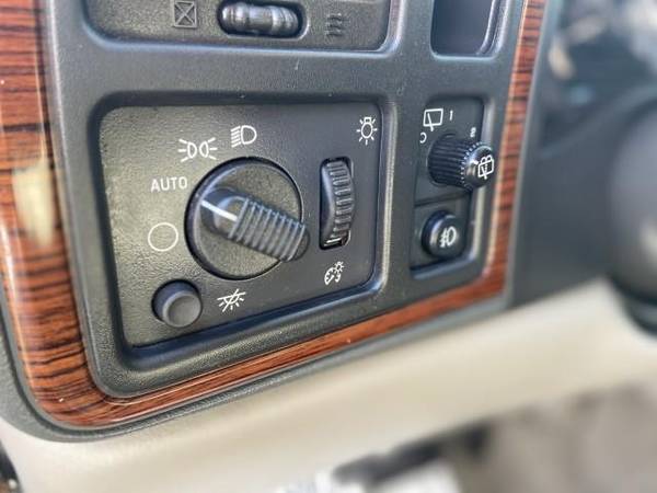 2004 Cadillac Escalade ESV - - by dealer - vehicle for sale in Eugene, OR – photo 10