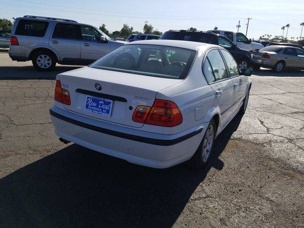 2003 BMW 3-Series 325i Sedan FREE CARFAX ON EVERY VEHICLE for sale in Glendale, AZ – photo 4
