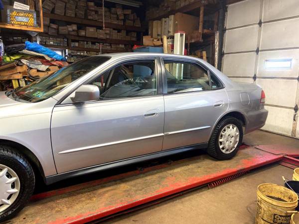 2001 Honda Accord LX sedan - - by dealer - vehicle for sale in Forty Fort, PA – photo 3