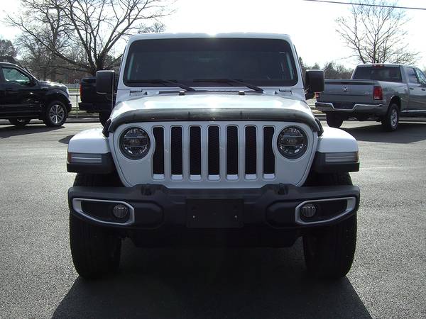 ► 2019 JEEP WRANGLER UNLIMITED SAHARA - TOTALLY LOADED WITH OPTIONS... for sale in Feeding Hills, NY – photo 8