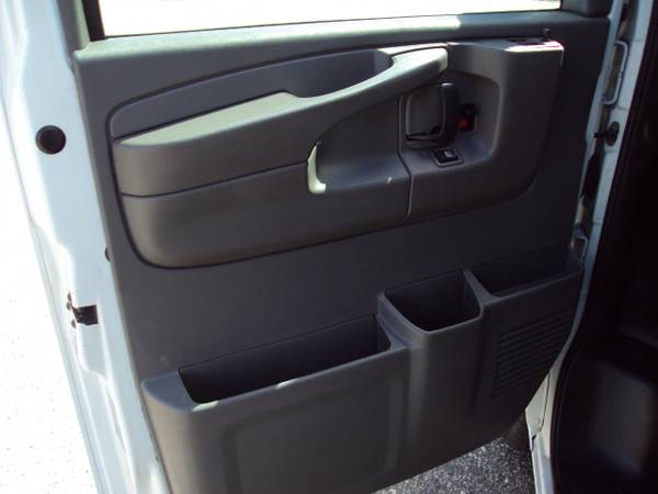 2009 GMC Savana Cargo Van AWD 1500 Dual Cargo Doors for sale in Waite Park, MN – photo 17