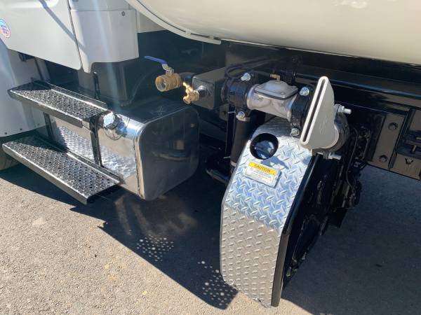 2013 FREIGHTLINER WATER TRUCK $65,000 OBO (BRAND NEW SYSTEM) CA OK -... for sale in Mentone, CA – photo 12
