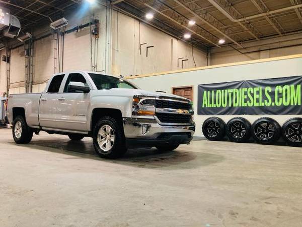 2017 Chevrolet Silverado 1500 4WD Double Cab 143.5 LT w/1LT - cars &... for sale in Cleveland, OH – photo 11