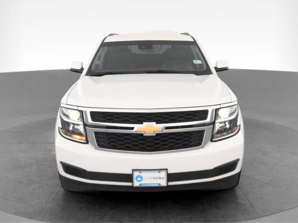 2020 Chevy Chevrolet Suburban LT Sport Utility 4D suv White -... for sale in Chicago, IL – photo 17