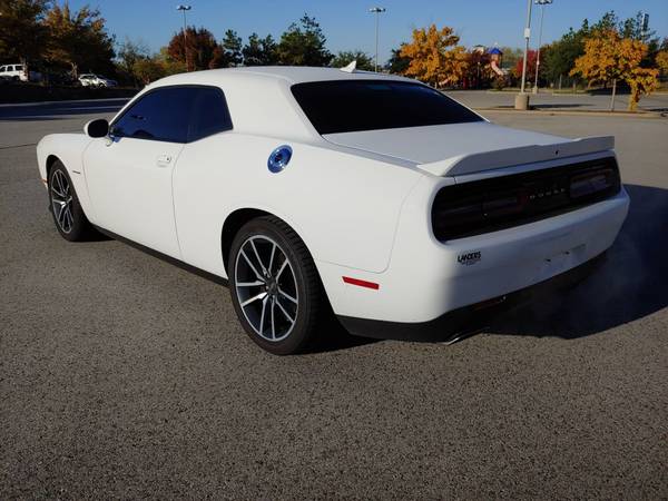 2020 DODGE CHALLENGER R/T ONLY 2,500 MILES! LOADED! 1 OWNER! MINT... for sale in Norman, KS – photo 4