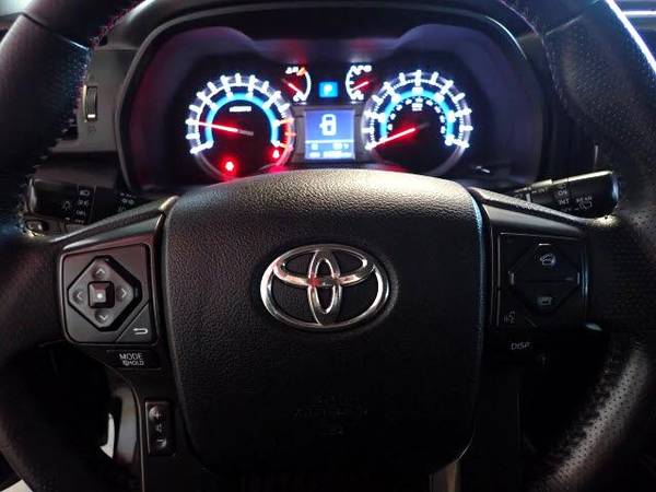 2015 Toyota 4Runner - - by dealer - vehicle automotive for sale in Gretna, IA – photo 2