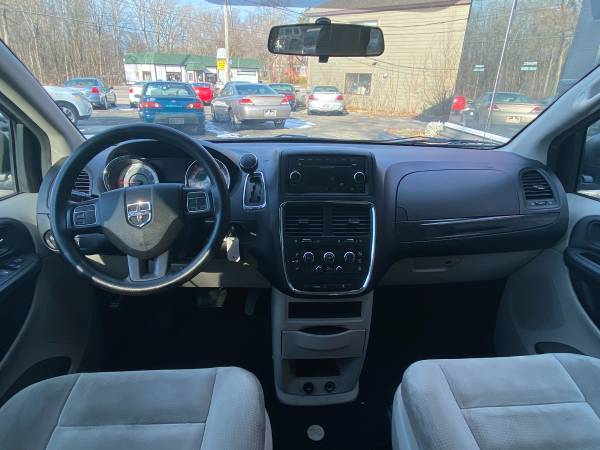 2014 Dodge Grand Caravan SE - cars & trucks - by owner - vehicle... for sale in Holly, MI – photo 7